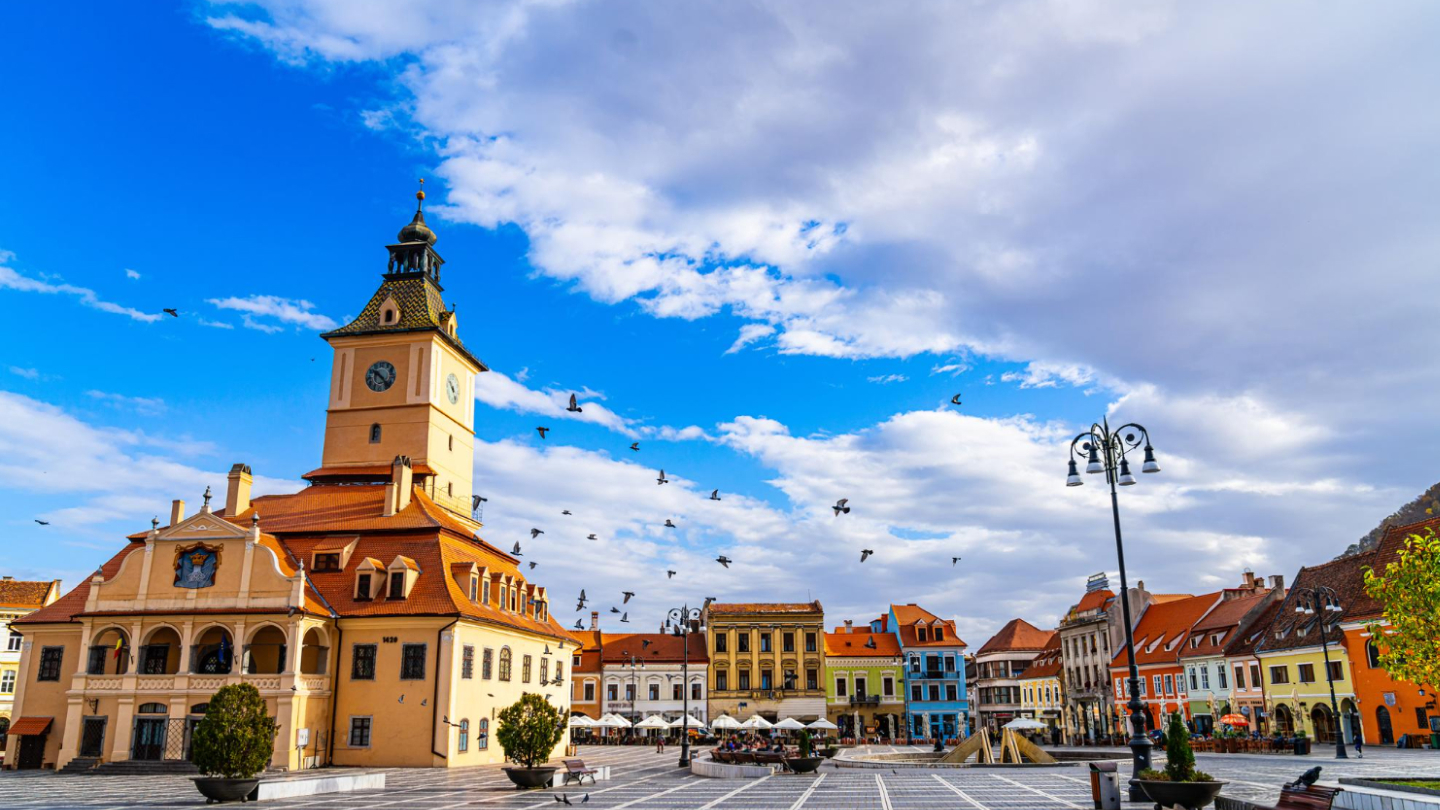 Обмін валюти в Румунії: як обміняти євро, долари, гривні на румунські леї (RON)